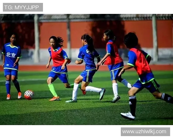 最朴素足球明星的真实面貌与成长之路探秘