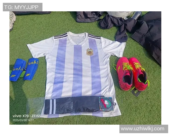 从绿茵场上的少年到世界之巅:盘点足球巨星的成长轨迹与年轻时光 从绿茵场上的少年到世界之巅:盘点足球巨星的成长轨迹与年轻时光